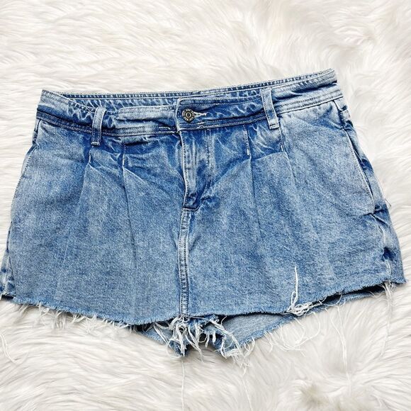 Urban Outfitters Mia Pleated Denim Skort Blue Size 27 - Picture 1 of 6